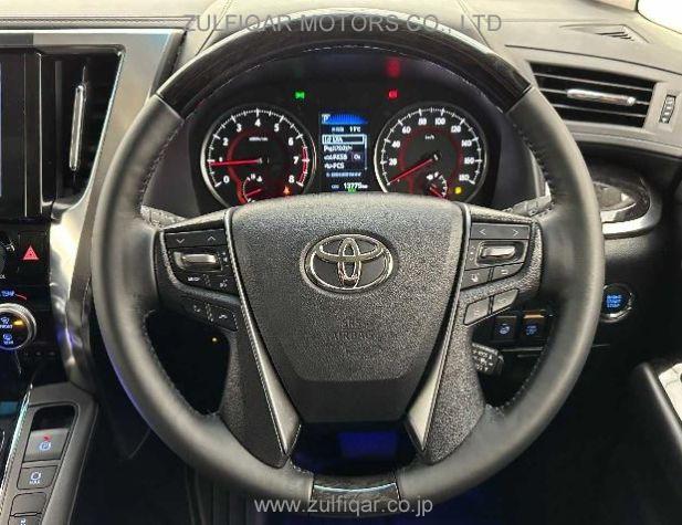 TOYOTA ALPHARD 2022 Image 23