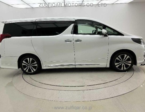 TOYOTA ALPHARD 2022 Image 4