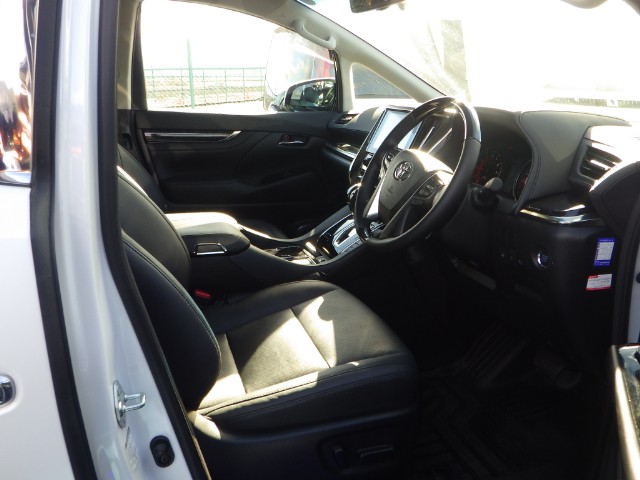 TOYOTA ALPHARD 2022 Image 63