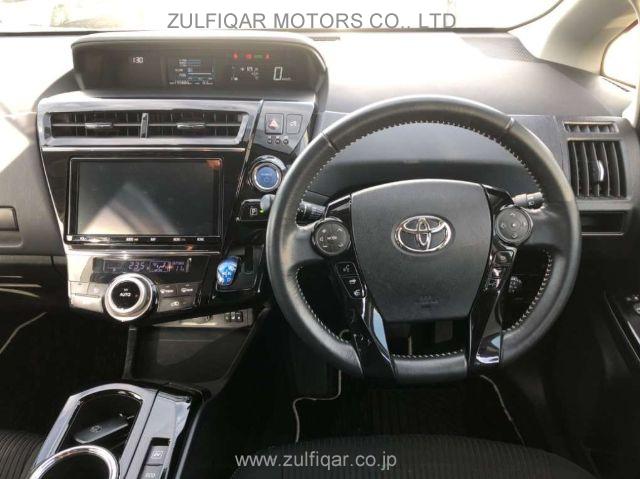 TOYOTA PRIUS ALPHA 2019 Image 6