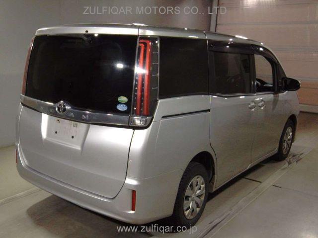 TOYOTA NOAH 2019 Image 2