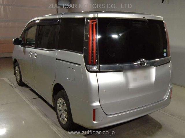 TOYOTA NOAH 2019 Image 4