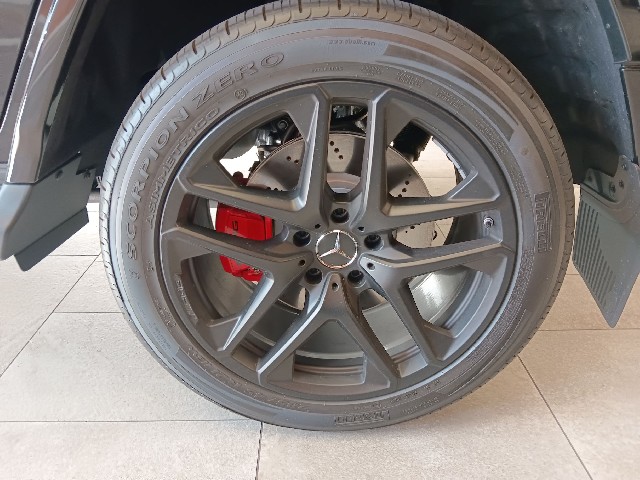 MERCEDES AMG G CLASS 2024 Image 21