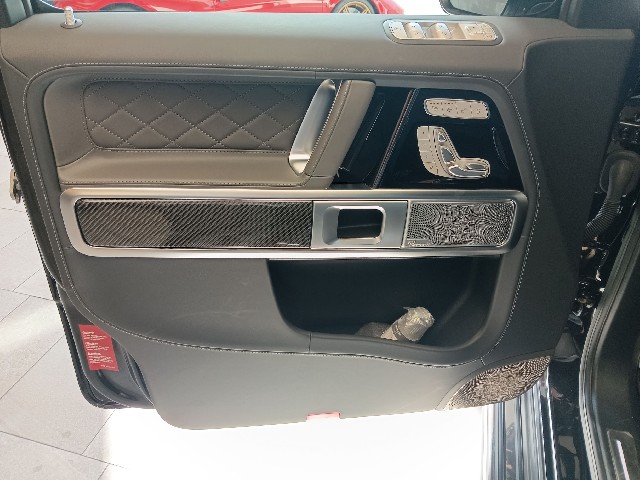 MERCEDES AMG G CLASS 2024 Image 36