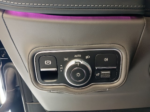 MERCEDES AMG G CLASS 2024 Image 40