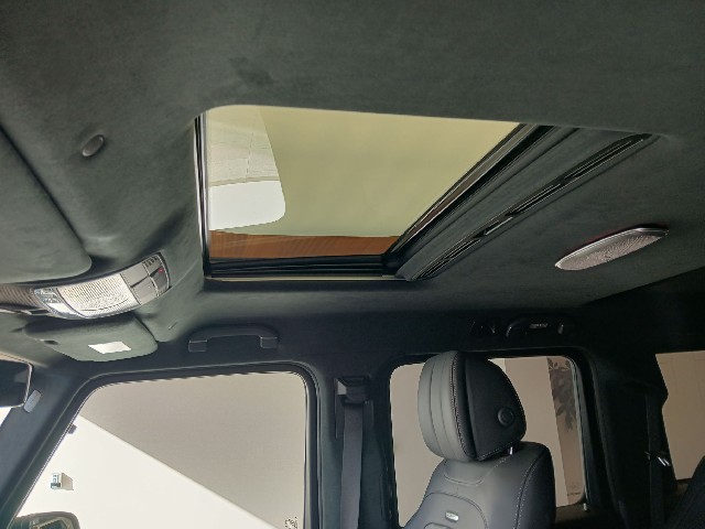 MERCEDES AMG G CLASS 2024 Image 54