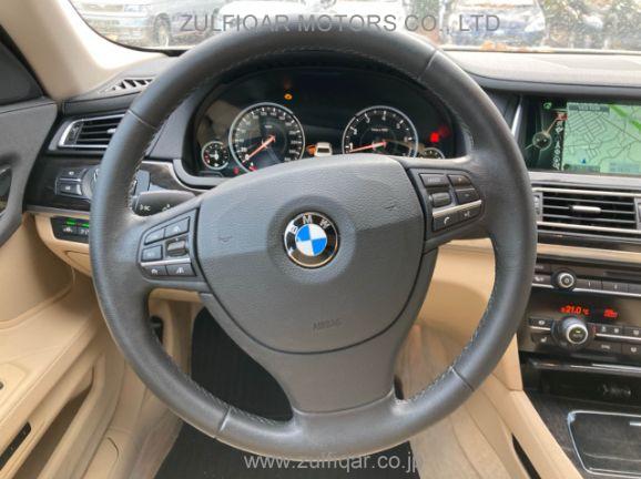 BMW 7 SERIES 2014 Image 10