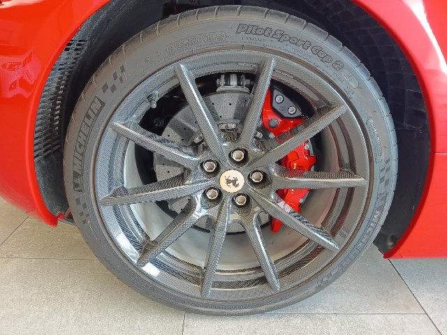 FERRARI SF90 STRADALE 2021 Image 21