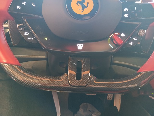 FERRARI SF90 STRADALE 2021 Image 47