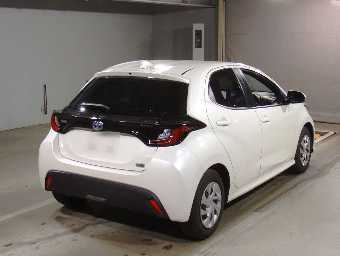 TOYOTA YARIS 2022 Image 2