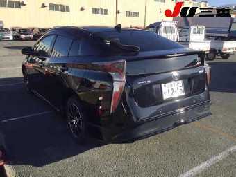 TOYOTA PRIUS 2016 Image 2