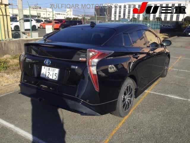 TOYOTA PRIUS 2016 Image 6