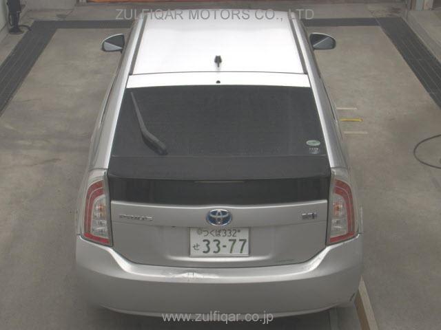 TOYOTA PRIUS 2012 Image 7