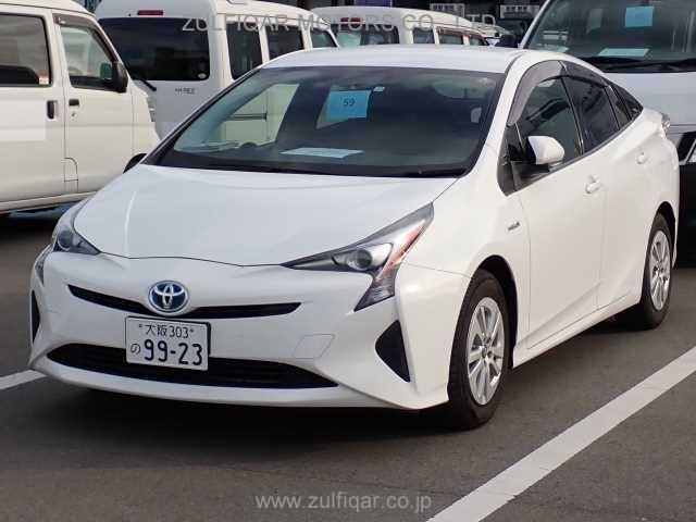 TOYOTA PRIUS 2017 Image 1