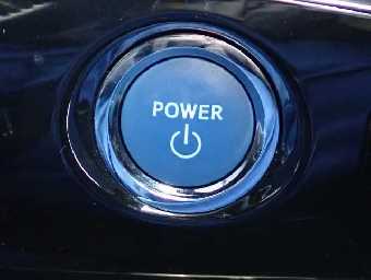 TOYOTA PRIUS 2017 Image 9