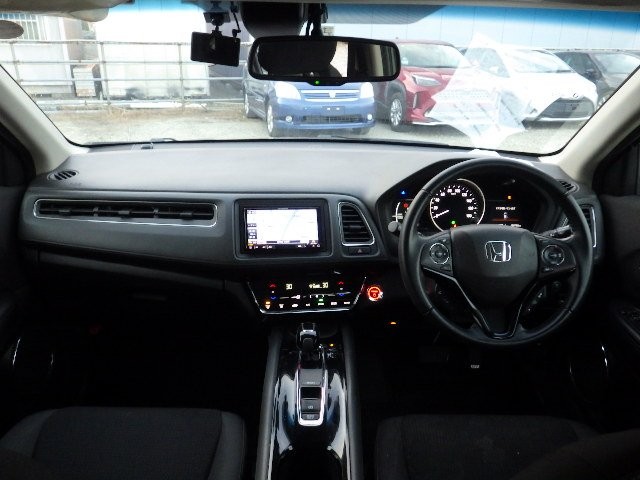 HONDA VEZEL 2019 Image 21