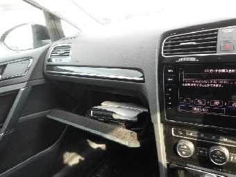 VOLKSWAGEN GOLF VARIANT 2020 Image 8