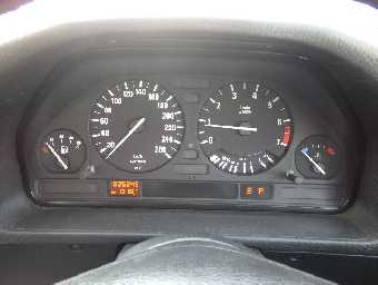 BMW 5 SERIES 1992 Image 7