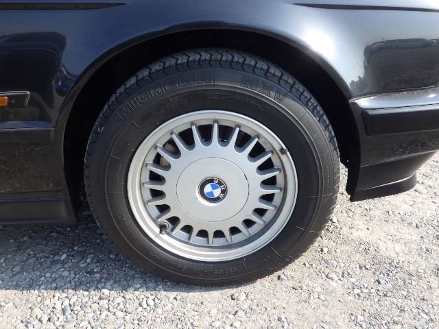 BMW 5 SERIES 1992 Image 32