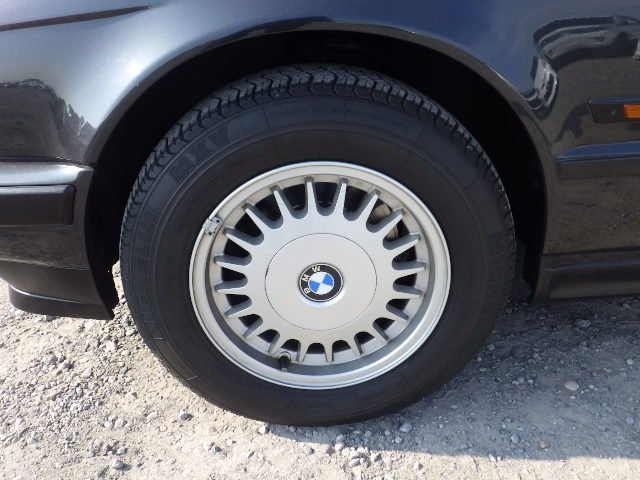 BMW 5 SERIES 1992 Image 33