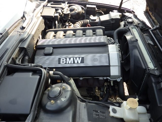 BMW 5 SERIES 1992 Image 34