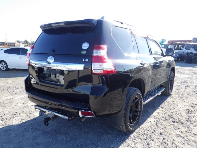 TOYOTA PRADO 2017 Image 20