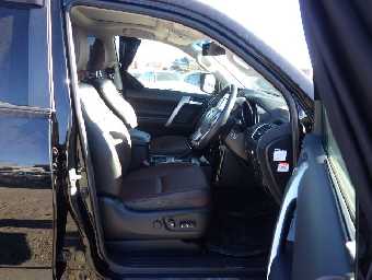 TOYOTA PRADO 2017 Image 13