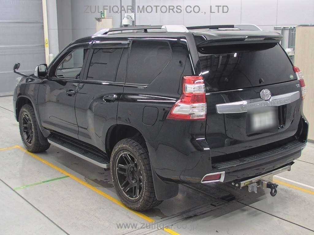 TOYOTA PRADO 2017 Image 6