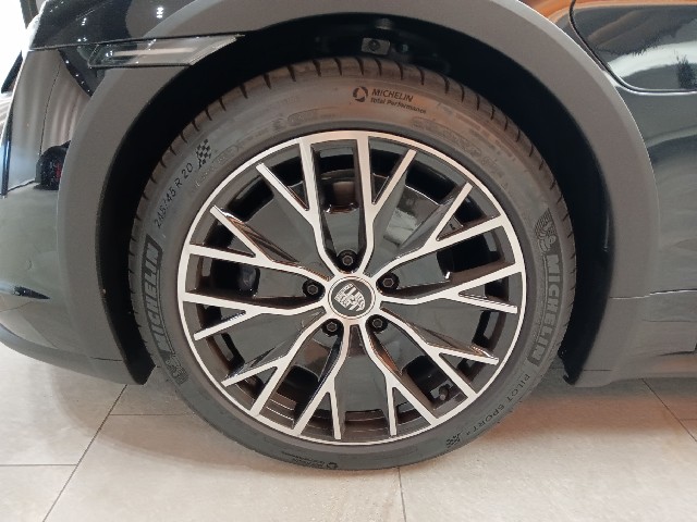 PORSCHE TAYCAN CROSS TURISMO 2023 Image 19