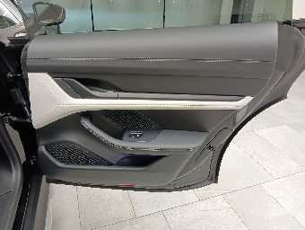 PORSCHE TAYCAN CROSS TURISMO 2023 Image 25