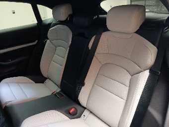 PORSCHE TAYCAN CROSS TURISMO 2023 Image 32