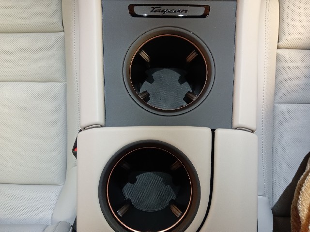 PORSCHE TAYCAN CROSS TURISMO 2023 Image 47