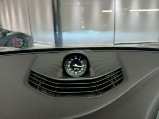 PORSCHE TAYCAN CROSS TURISMO 2023 Image 48