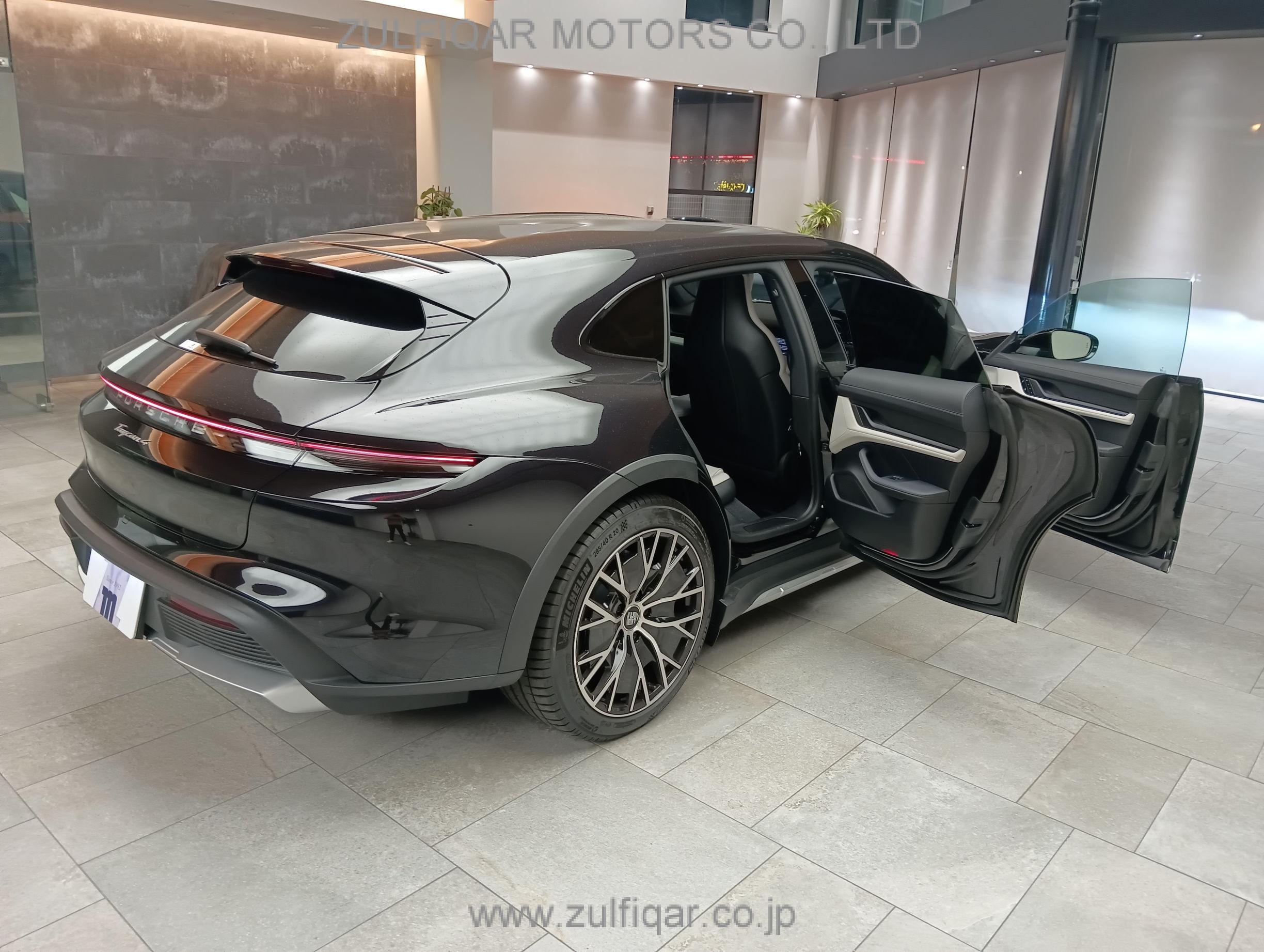 PORSCHE TAYCAN CROSS TURISMO 2023 Image 6