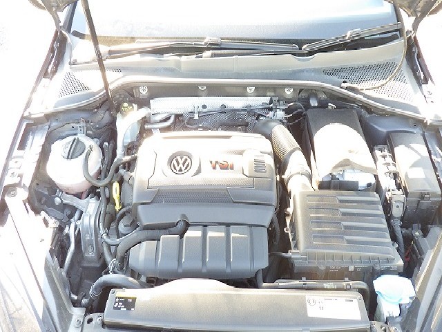 VOLKSWAGEN GOLF GTI 2014 Image 22