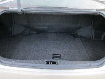 TOYOTA CROWN HYBRID 2015 Image 12