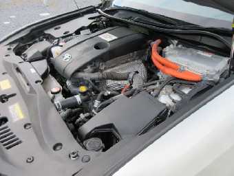 TOYOTA CROWN HYBRID 2015 Image 23