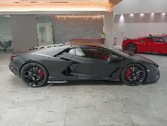 LAMBORGHINI REVUELTO 2024 Image 4