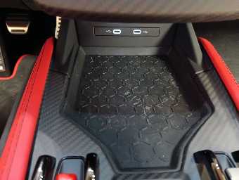 LAMBORGHINI REVUELTO 2024 Image 44