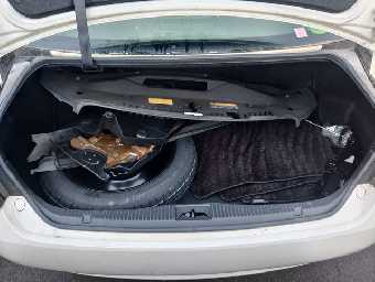 TOYOTA CROWN HYBRID 2014 Image 8