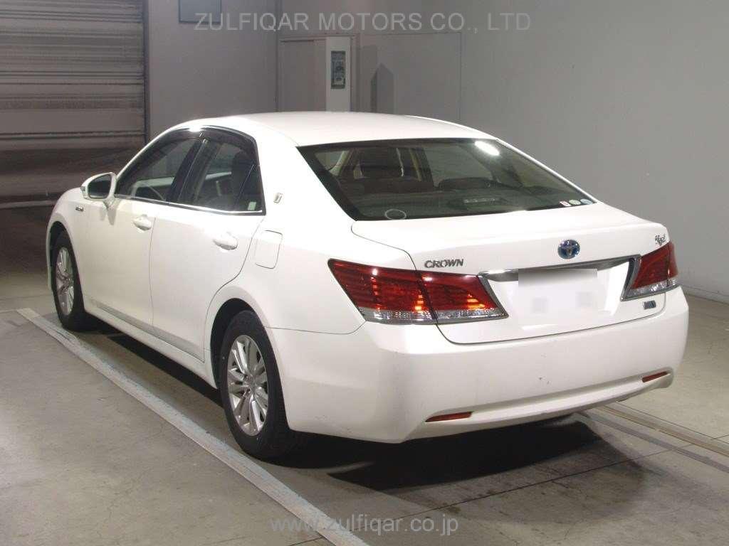 TOYOTA CROWN HYBRID 2014 Image 4