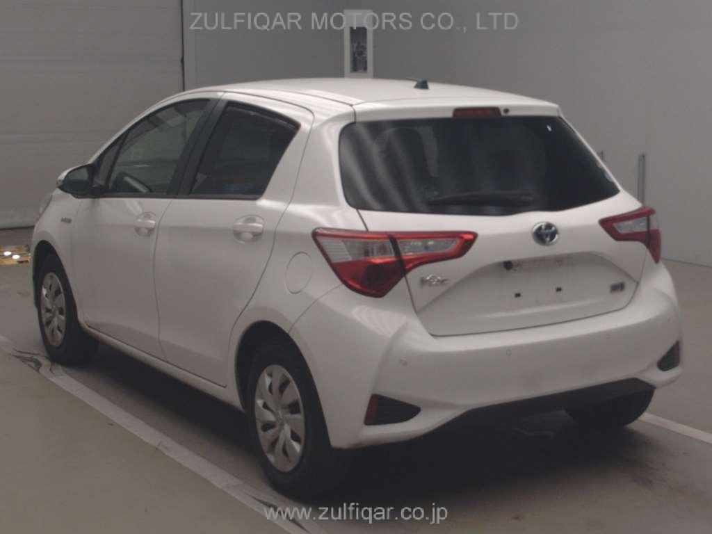 TOYOTA VITZ 2019 Image 4