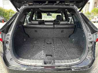 TOYOTA HARRIER 2019 Image 9