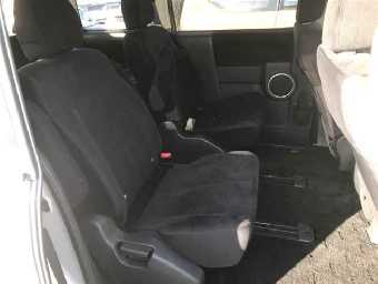 MITSUBISHI DELICA D:5 2014 Image 8