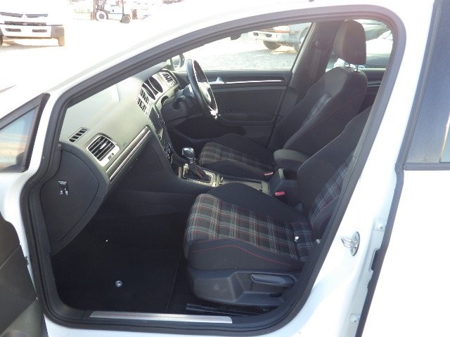 VOLKSWAGEN ARTEON 2014 Image 25