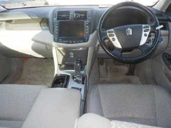 TOYOTA CROWN HYBRID 2011 Image 3