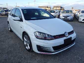 VOLKSWAGEN ARTEON 2013 Image 2