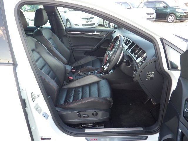 VOLKSWAGEN ARTEON 2014 Image 24