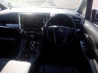 TOYOTA ALPHARD 2021 Image 10