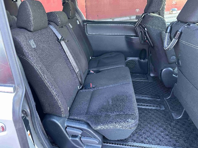 TOYOTA ESQUIRE 2019 Image 21